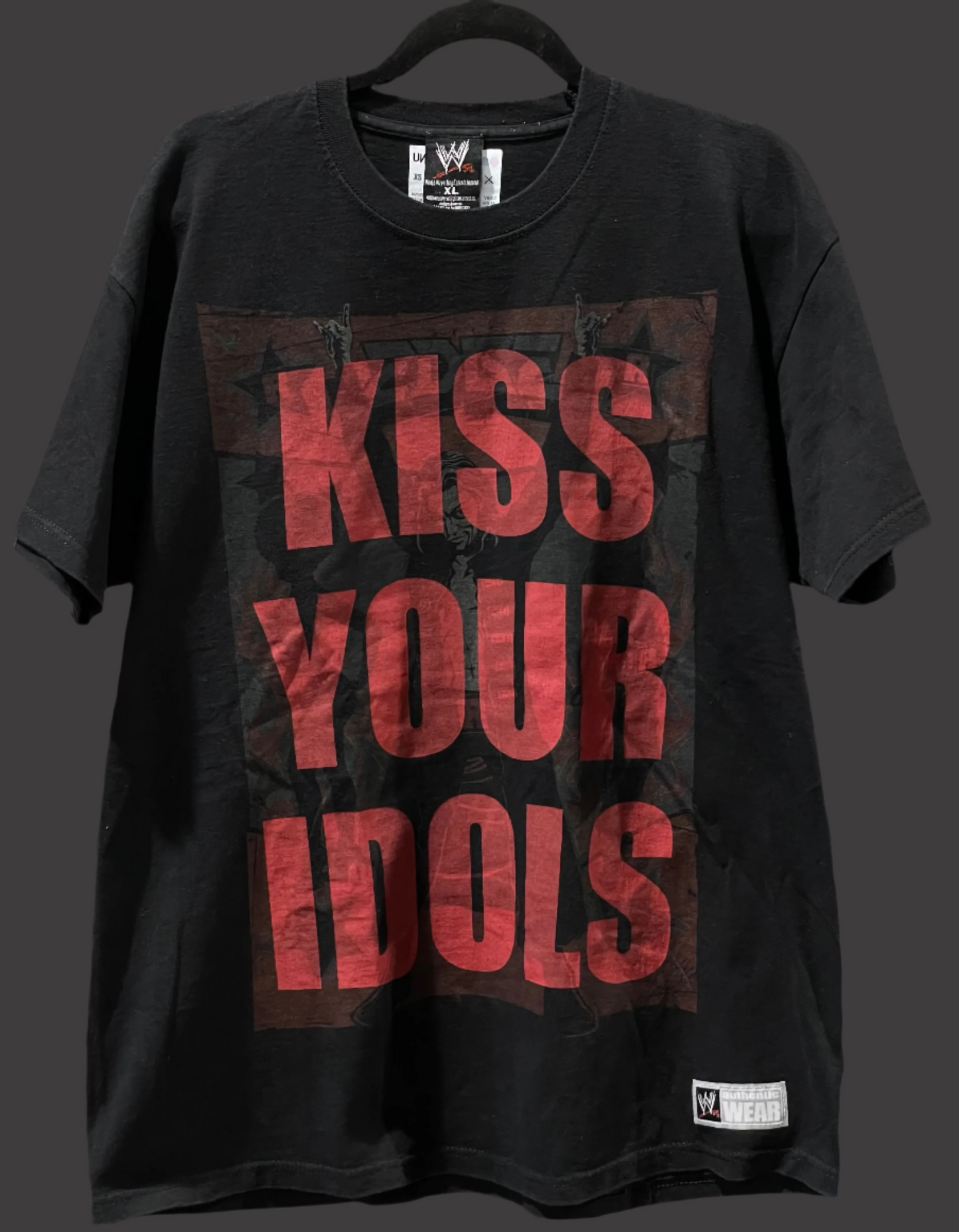 KISS YOUR IDOLS : SUPERSTAR T-SHIRT