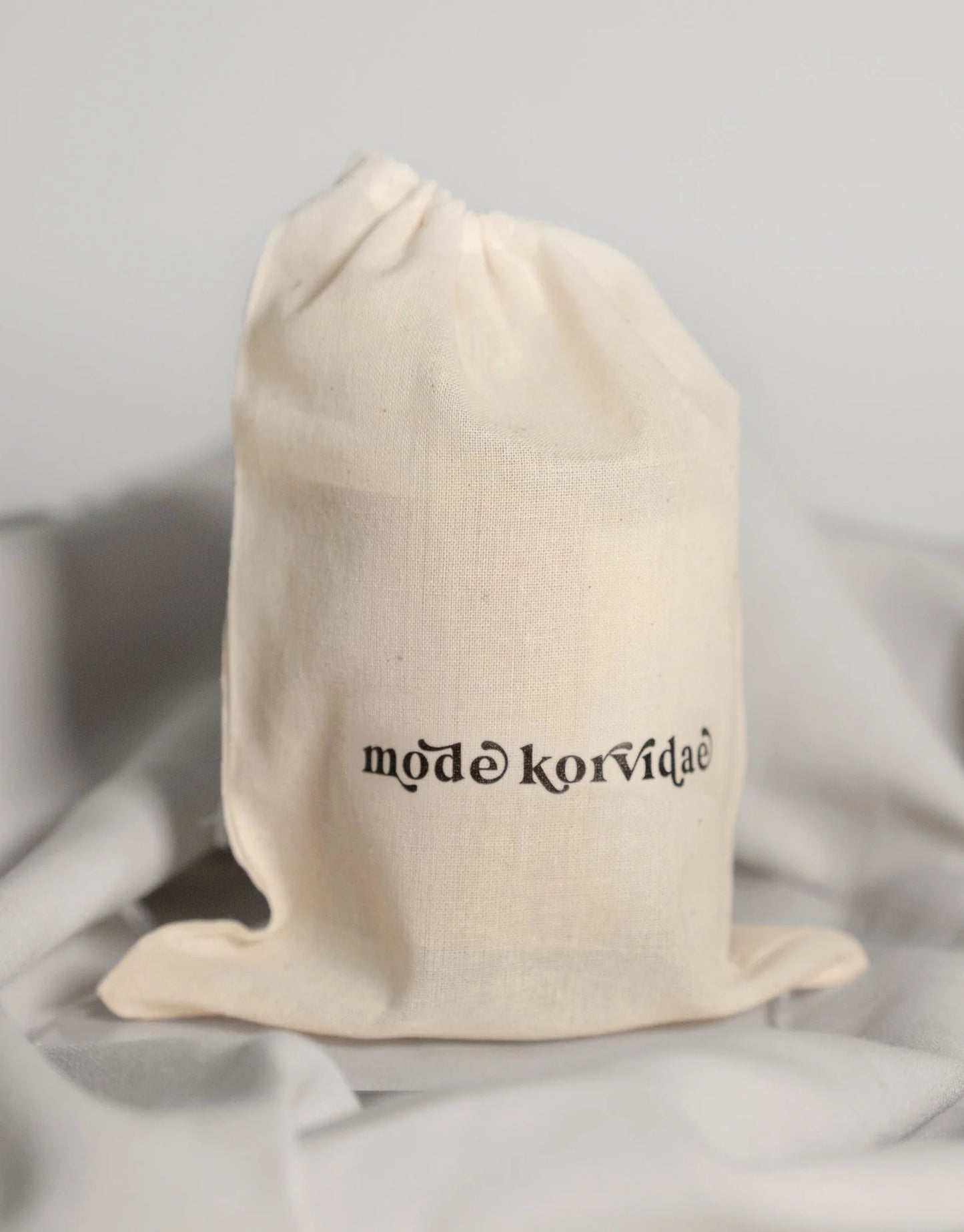 MODE KORVIDAE NO. 1 PANIC ATTACK CANDLE - sage + pear blossom