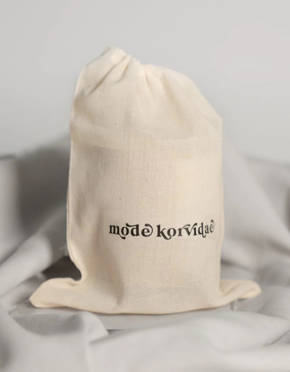 MODE KORVIDAE NO. 3 BREAKTHROUGH CANDLE - citrus + secret garden